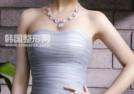 <a href='/tag_jiati95.html'>假體</a><a href='/tag_longxiong66.html'>隆胸</a>可能的后遺癥有哪些情況發(fā)生