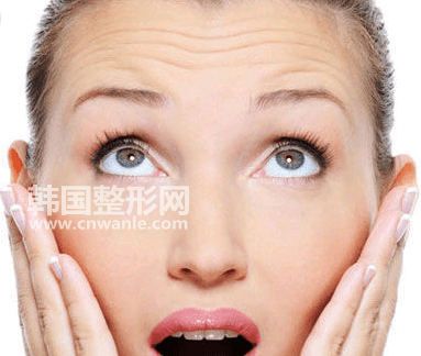 怎樣治療<a href='/tag_taitouwen26.html'>抬頭紋</a>