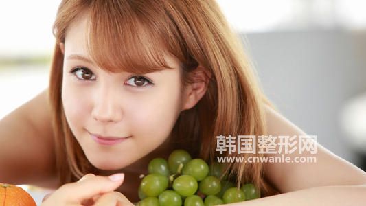 最新眼部<a href='/tag_chouzhishoushu.html'>抽脂手術(shù)</a>費(fèi)用多少錢(qián)一次？