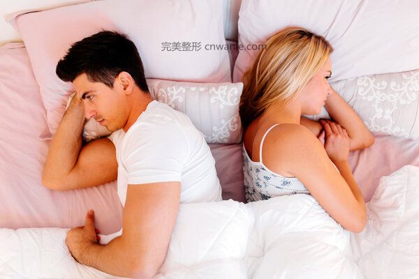 54%中國男女首次性生活使用避孕套