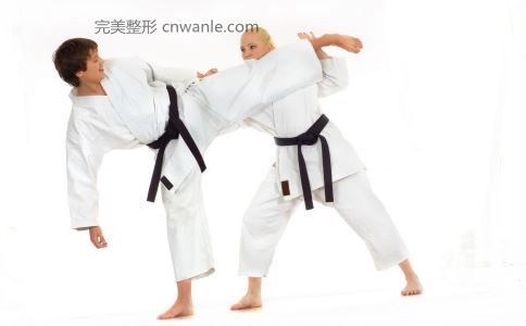 春季<a href='/tag_kuaisujianfeifang.html'>快速減肥方法</a>有哪些 春季怎么快速減肥 適合春季減肥的方法